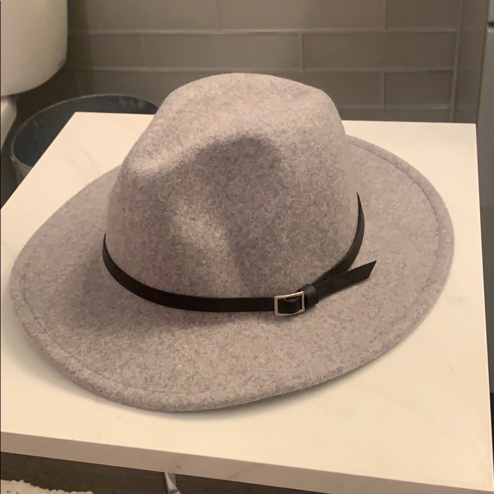 Never worn hat